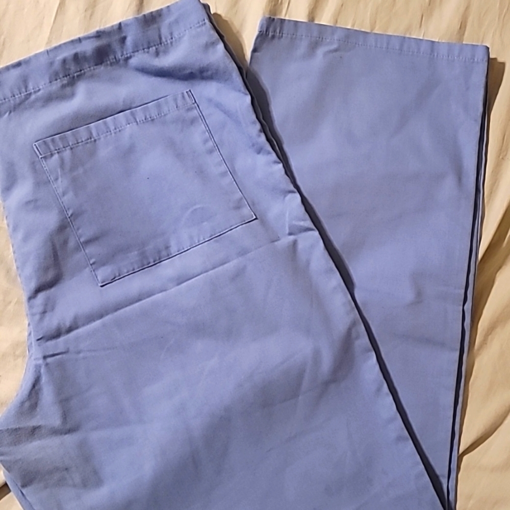 Scrub bottom small baby blue